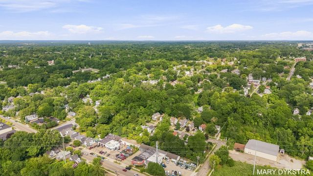 823 Prospect Avenue NE, Grand Rapids, MI 49503