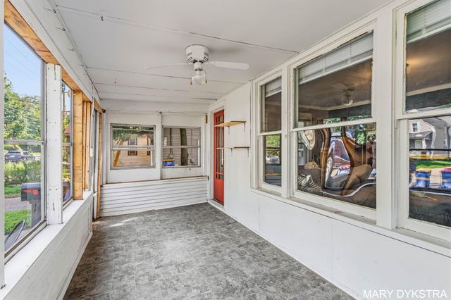 823 Prospect Avenue NE, Grand Rapids, MI 49503