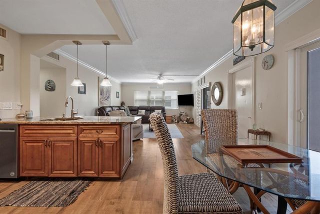 4201 S Ocean Boulevard, Palm Beach, FL 33480