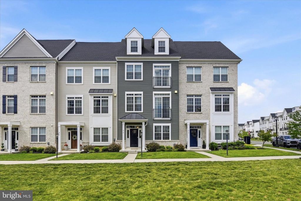 814 FURNACE CT, Phoenixville, PA 19460