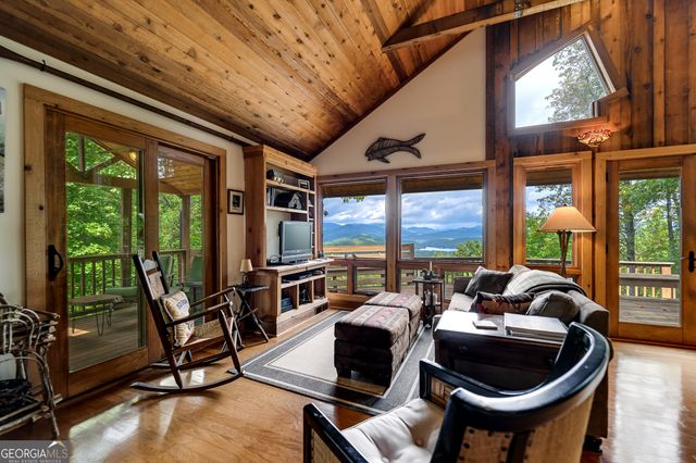 374 Wild Turkey Run, Tiger, GA 30576