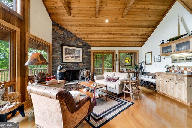 374 Wild Turkey Run, Tiger, GA 30576