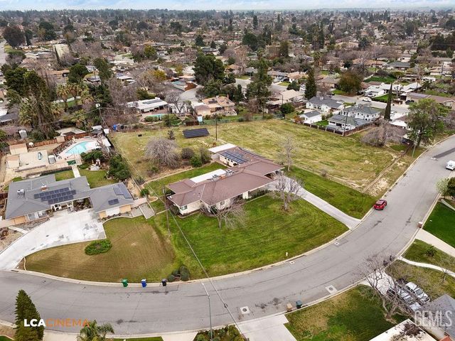 2712 Primera Vista, Bakersfield, CA 93306