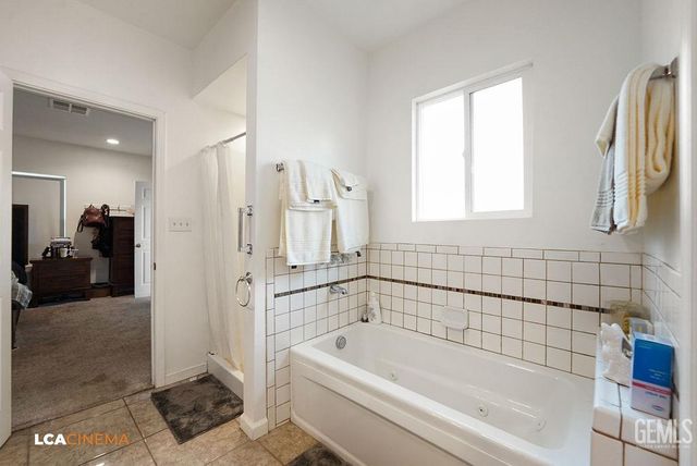 2712 Primera Vista, Bakersfield, CA 93306