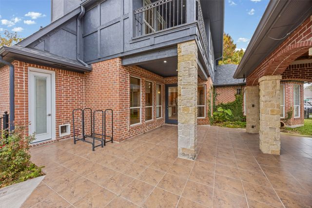 117 Saint Annes Drive, Mabank, TX 75156