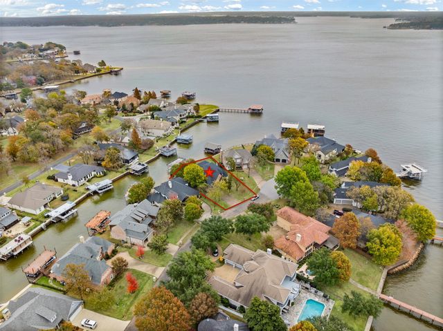 117 Saint Annes Drive, Mabank, TX 75156