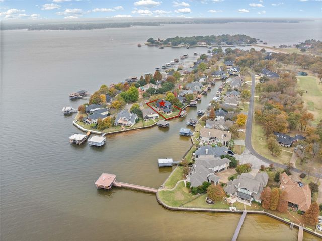 117 Saint Annes Drive, Mabank, TX 75156