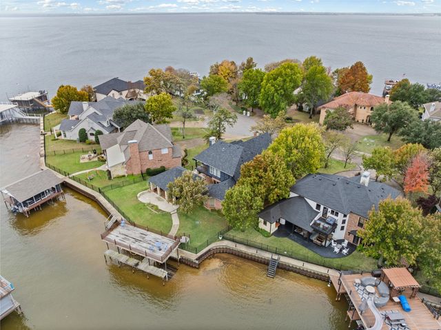 117 Saint Annes Drive, Mabank, TX 75156