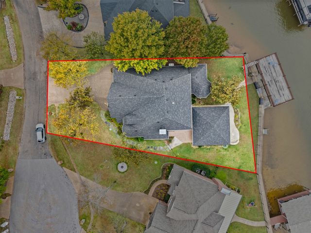 117 Saint Annes Drive, Mabank, TX 75156