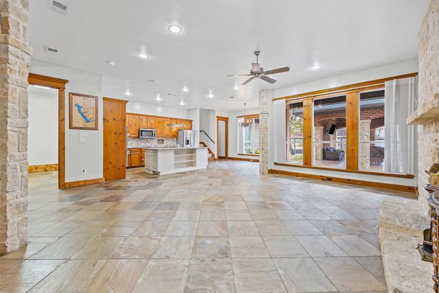 117 Saint Annes Drive, Mabank, TX 75156