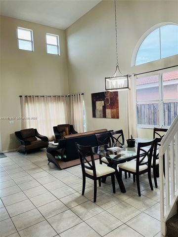 16453 SW 75th Ter, Miami, FL 33193