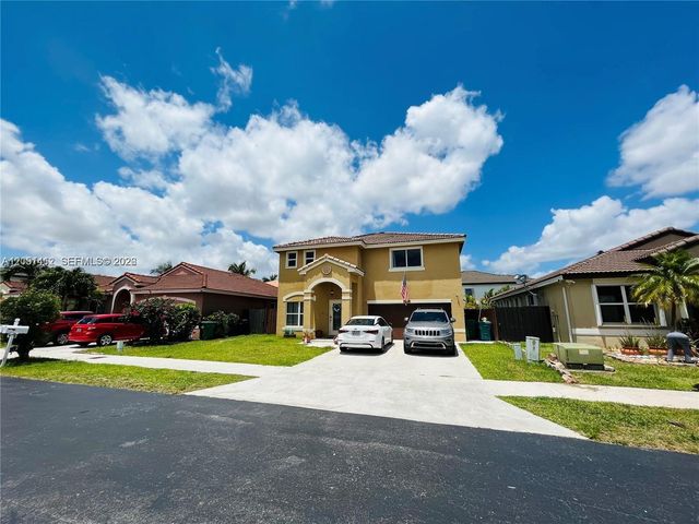 16453 SW 75th Ter, Miami, FL 33193