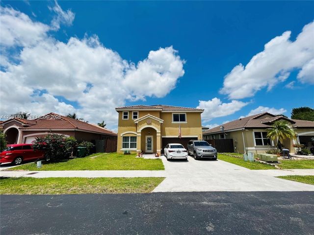 16453 SW 75th Ter, Miami, FL 33193