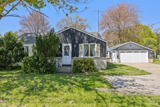 711 Riley Street, Holland, MI 49424