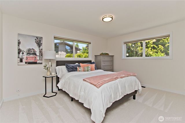 4935 116th Place SE, Bellevue, WA 98006