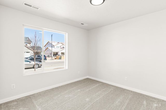 7481 W Newtown Dr, Eagle, ID 83616