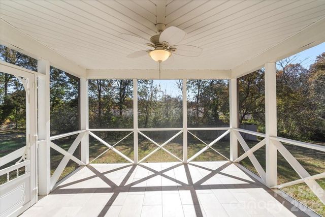 492 14th Avenue Avenue NE, Hickory, NC 28601