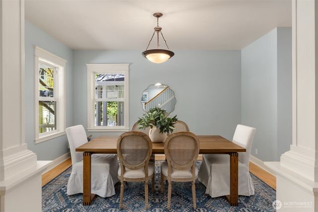 8363 NE Sumanee Place, Bainbridge Island, WA 98110