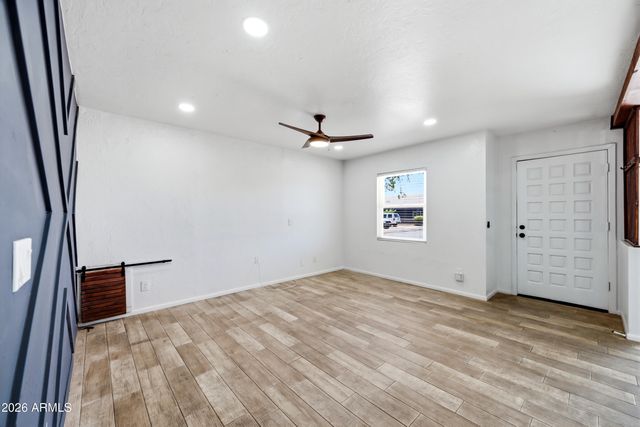 421 S TERRY Lane, Tempe, AZ 85281