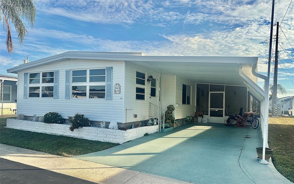 2000 E BAY DRIVE 103, Largo, FL 33771