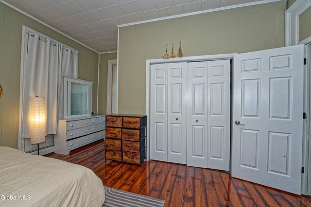 662 5th Avenue, Troy, NY 12182