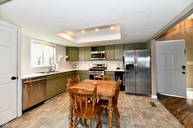 1132 Madrid Road, Greenwood, IN 46143