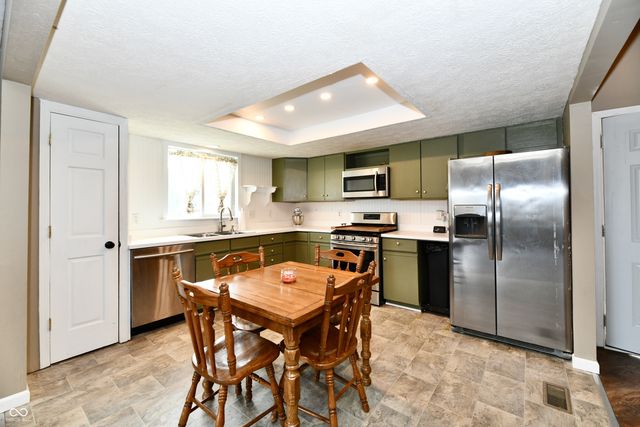 1132 Madrid Road, Greenwood, IN 46143