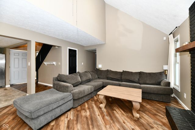 1132 Madrid Road, Greenwood, IN 46143