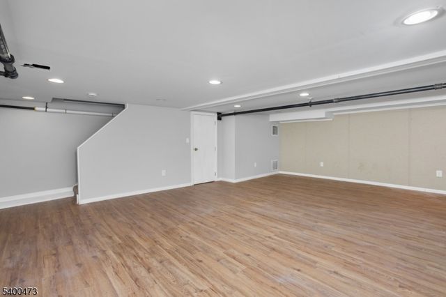 83 Mountain Blvd, Watchung Boro, NJ 07069
