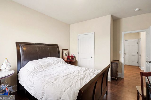 526 Blue Mountain, Canton, GA 30114