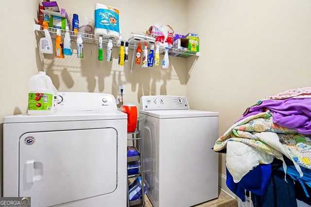 526 Blue Mountain, Canton, GA 30114