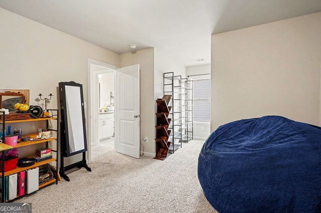 526 Blue Mountain, Canton, GA 30114