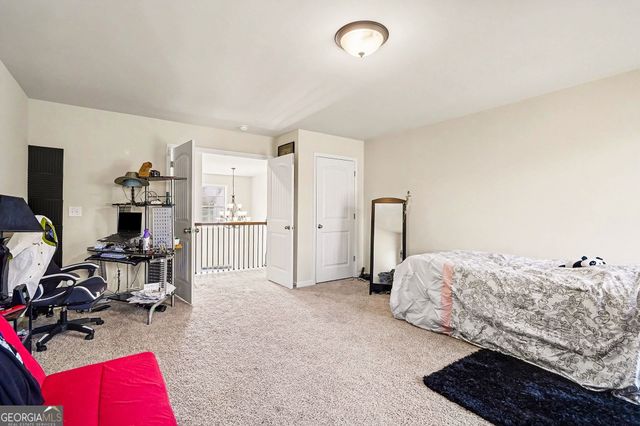 526 Blue Mountain, Canton, GA 30114