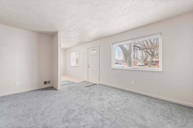 6469 Troy Street, Taylor, MI 48180