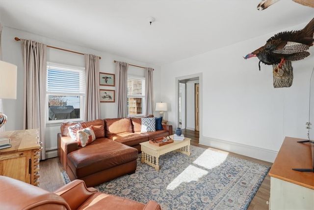 18 High Street, Scituate, RI 02831