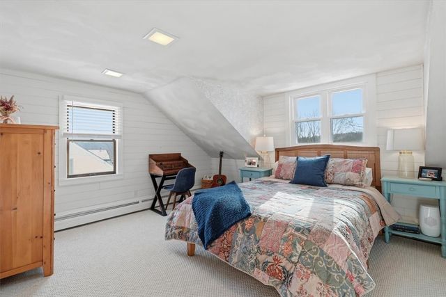 18 High Street, Scituate, RI 02831