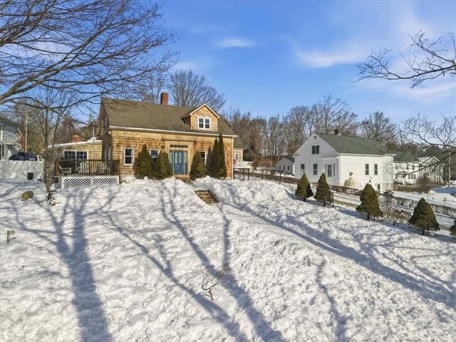 18 High Street, Scituate, RI 02831