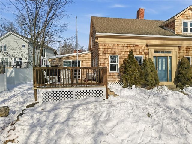 18 High Street, Scituate, RI 02831