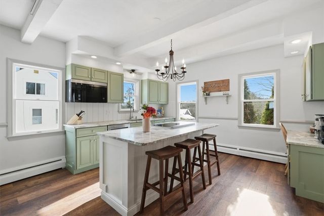 18 High Street, Scituate, RI 02831