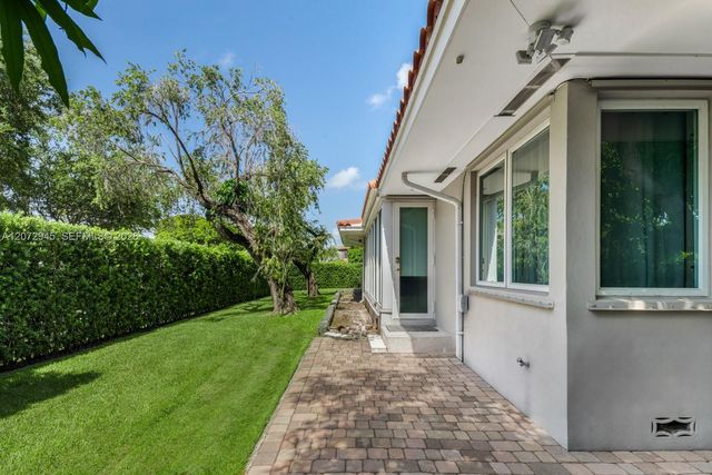 8901 Hawthorne Avenue, Surfside, FL 33154