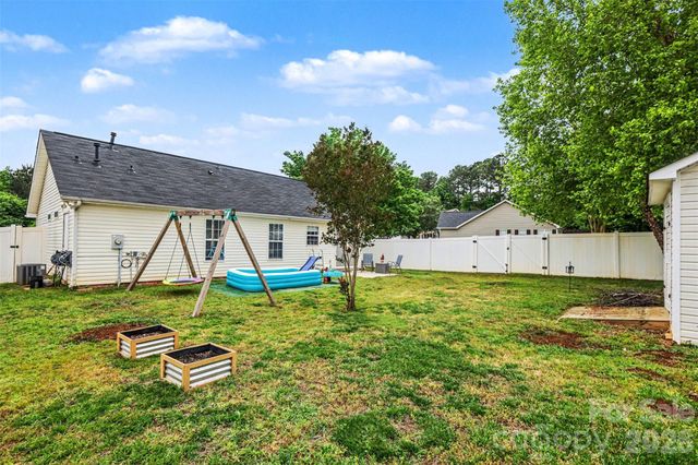 552 Chase Brook Drive, Rock Hill, SC 29732