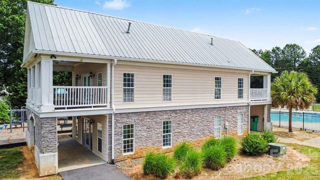552 Chase Brook Drive, Rock Hill, SC 29732