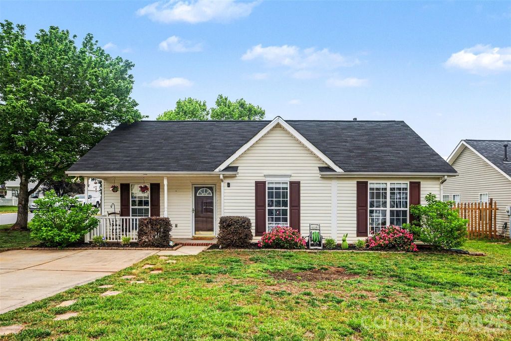 552 Chase Brook Drive, Rock Hill, SC 29732
