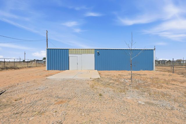 19 Saint Thomas Avenue, Los Lunas, NM 87031