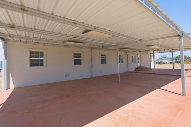 19 Saint Thomas Avenue, Los Lunas, NM 87031