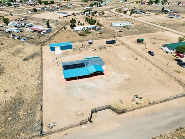 19 Saint Thomas Avenue, Los Lunas, NM 87031