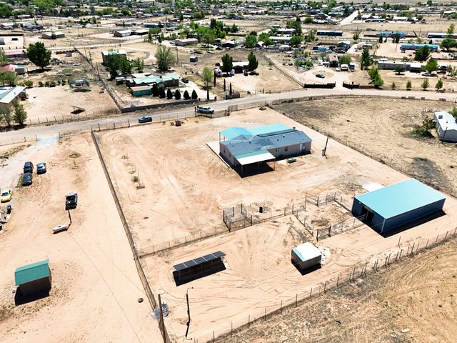 19 Saint Thomas Avenue, Los Lunas, NM 87031