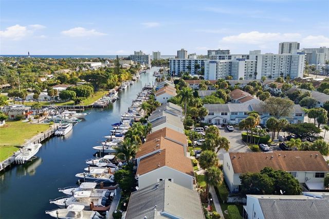 2709 NE 15th St, Pompano Beach, FL 33062