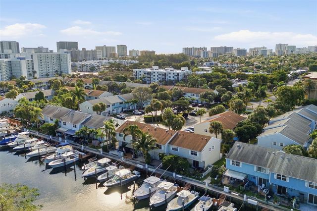 2709 NE 15th St, Pompano Beach, FL 33062