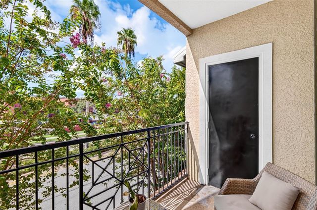 2010 E PALM AVENUE 15211, Tampa, FL 33605